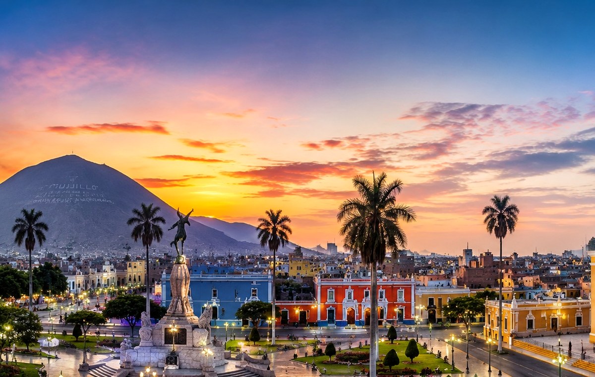 Atardecer en Trujillo, La Libertad